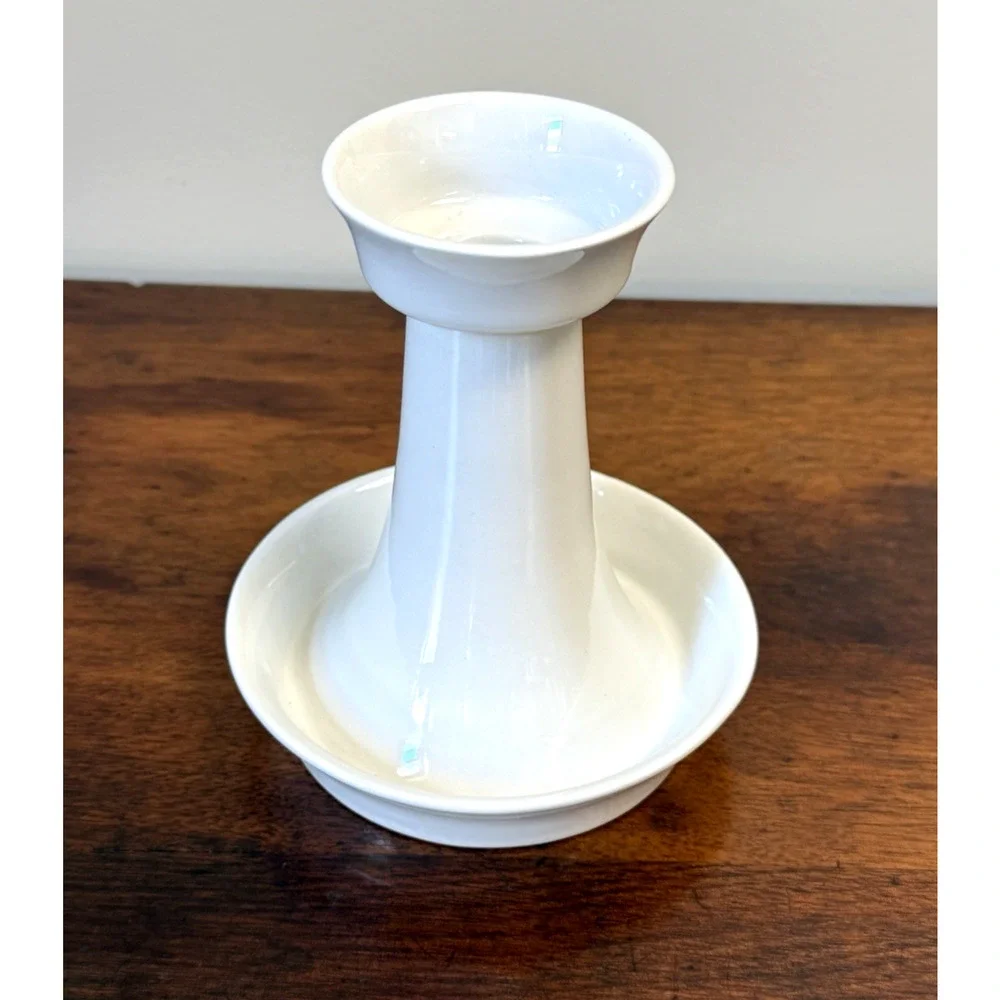 Vintage 1962 Arabia Finland White Porcelain Candlesticks Pair 5.25